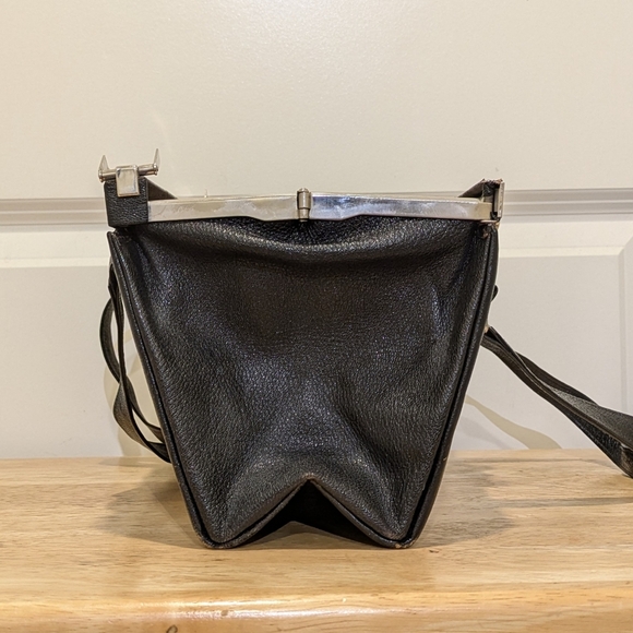 EUC 1950s Vintage Fassbender for Eaton's Gladstone Handbag with Metal Hardware - Picture 4 of 15